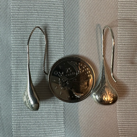 Vintage Sterling Silver Etched Drop Earrings - Picture 7 of 7